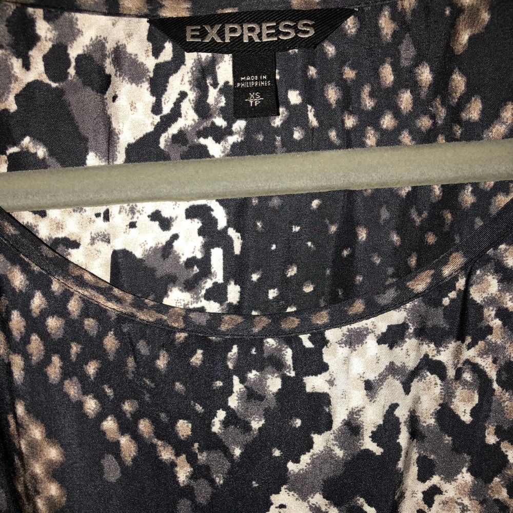 🌟Express Snakeskin Dress - Picture 2 of 5